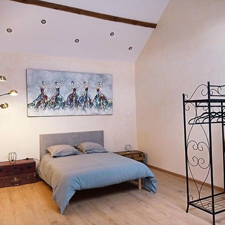Saint-Angel La Grange De Marie A St Angel - Magnifique Grange Renovee En Loft Pour 1 A 6 Pers别墅 外观 照片