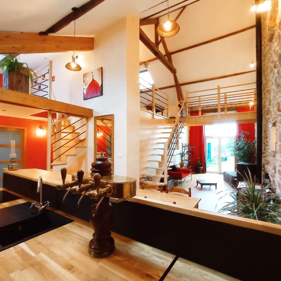 Saint-Angel La Grange De Marie A St Angel - Magnifique Grange Renovee En Loft Pour 1 A 6 Pers别墅 外观 照片